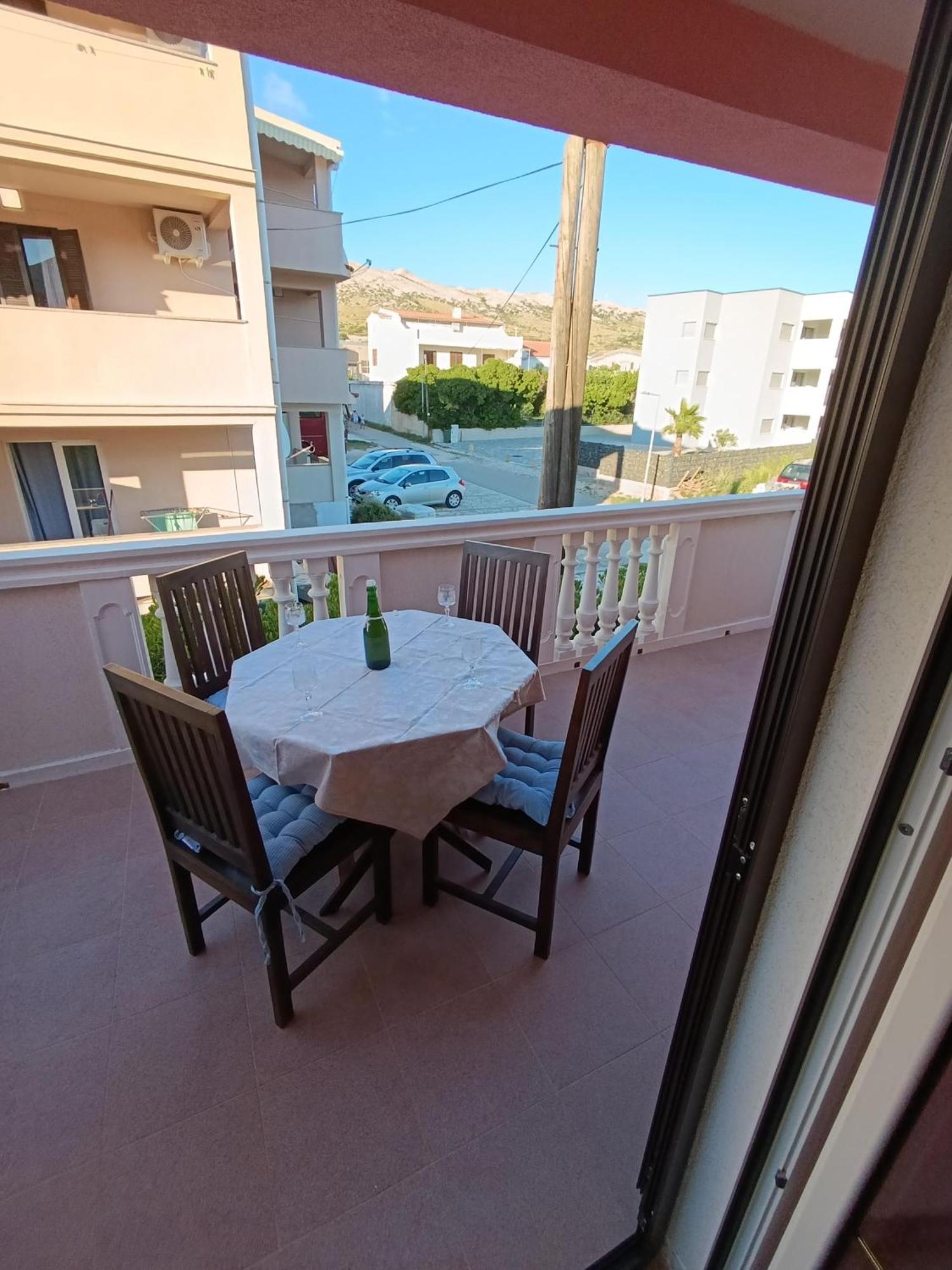 Apartmani Peko Паг Екстериор снимка