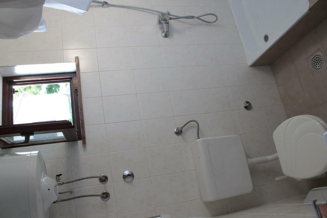 Apartmani Peko Паг Екстериор снимка