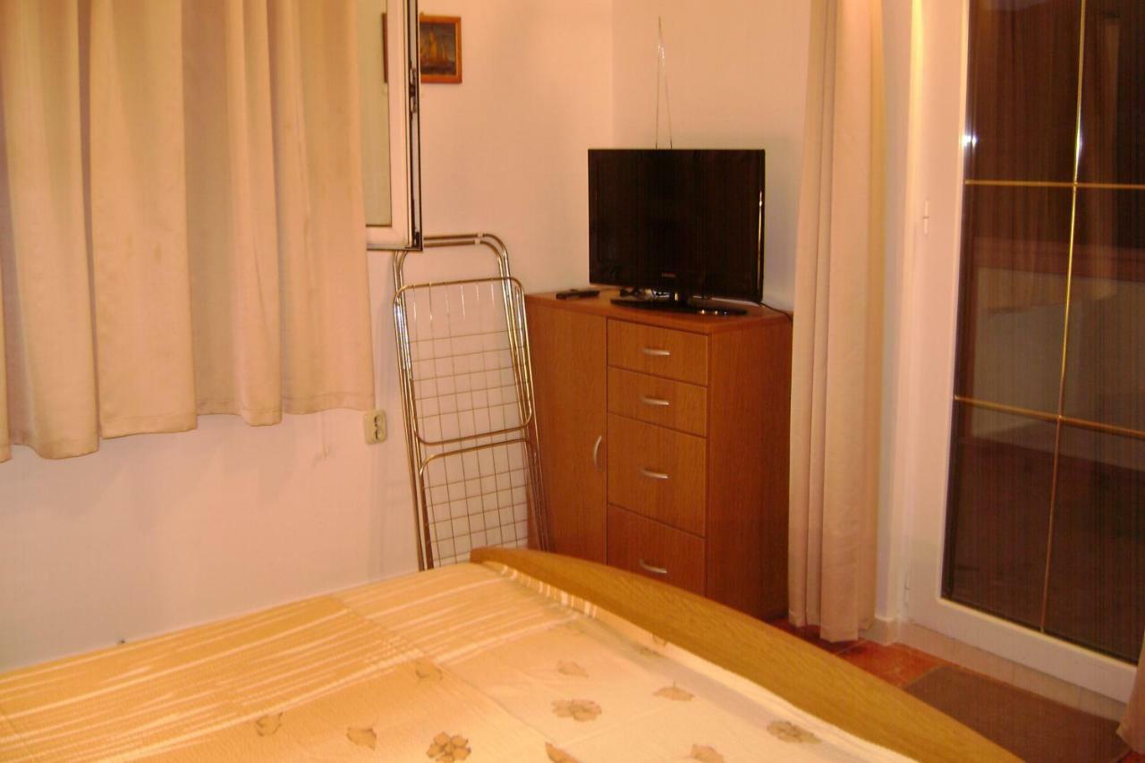 Apartmani Peko Паг Екстериор снимка